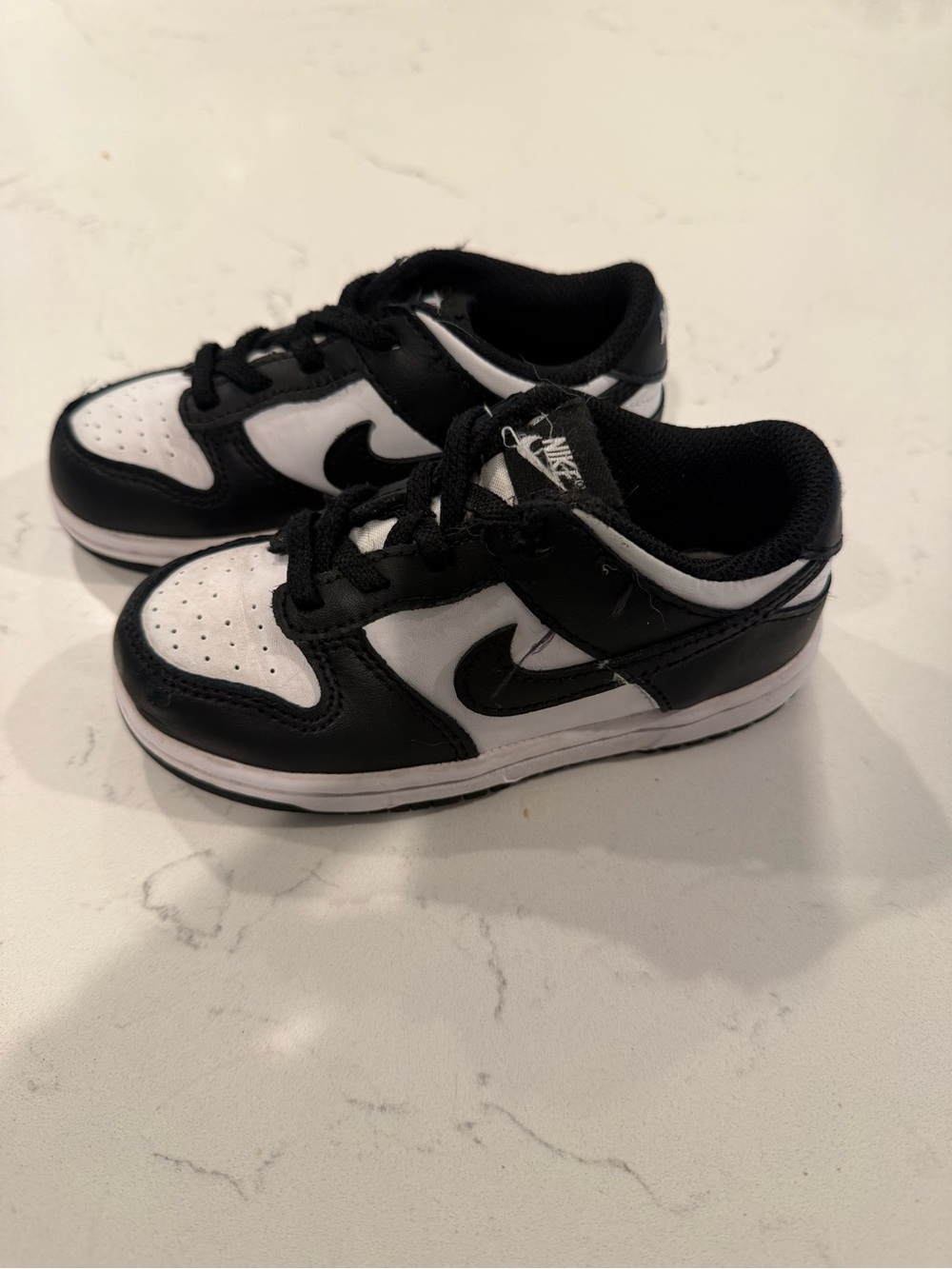 Nike Kids Low-Top Sneakers in Black and White